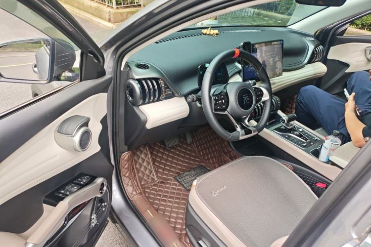 Used BYD Yuan PLUS 2024 Honor Edition 430KM Beyond Model Driver Seat
