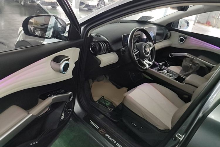 Used BYD Yuan PLUS 2024 Honor Edition 510KM Beyond Model Driver Seat