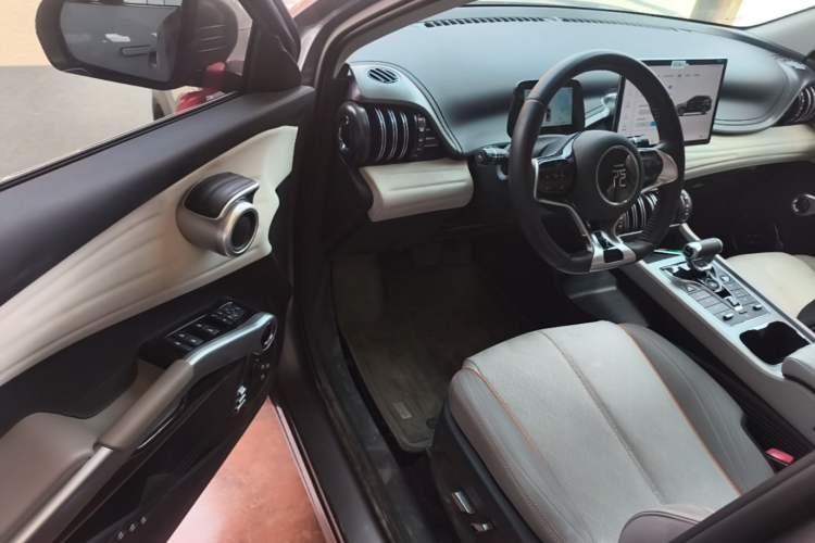 Used BYD Yuan PLUS 2024 Honor Edition 430KM Leading Model Driver Seat