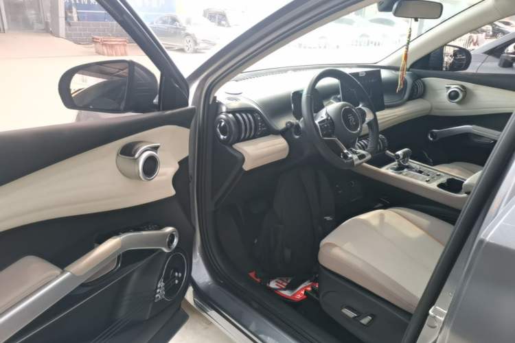 Used BYD Yuan PLUS 2024 Honor Edition 430KM Leading Model Driver Seat