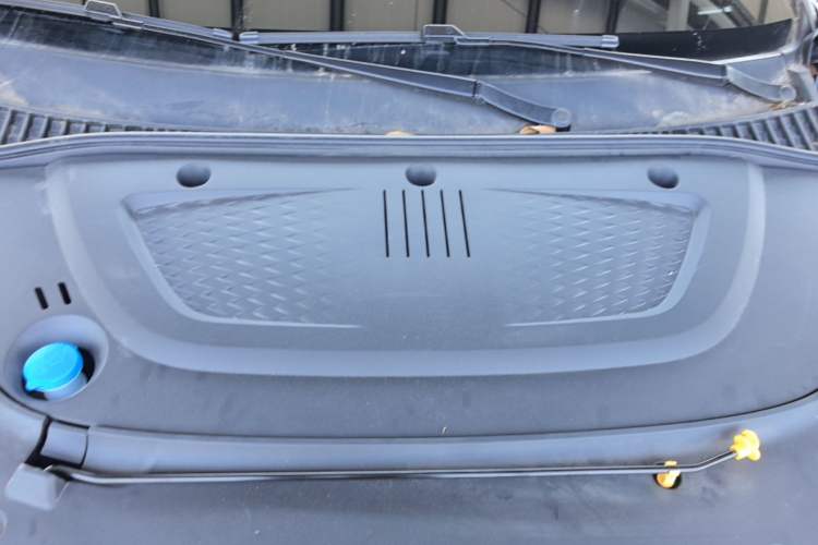 Used BYD Yuan PLUS 2024 Honor Edition 510KM Excellence Model Engine Bay