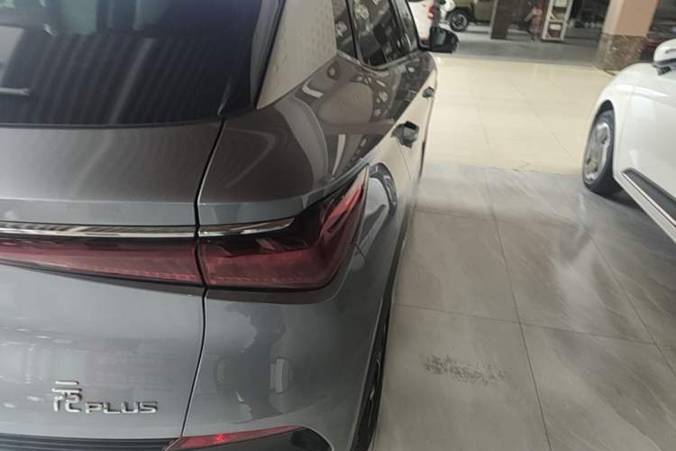 Used BYD Yuan PLUS 2024 Honor Edition 510KM Beyond Model Exterior 3