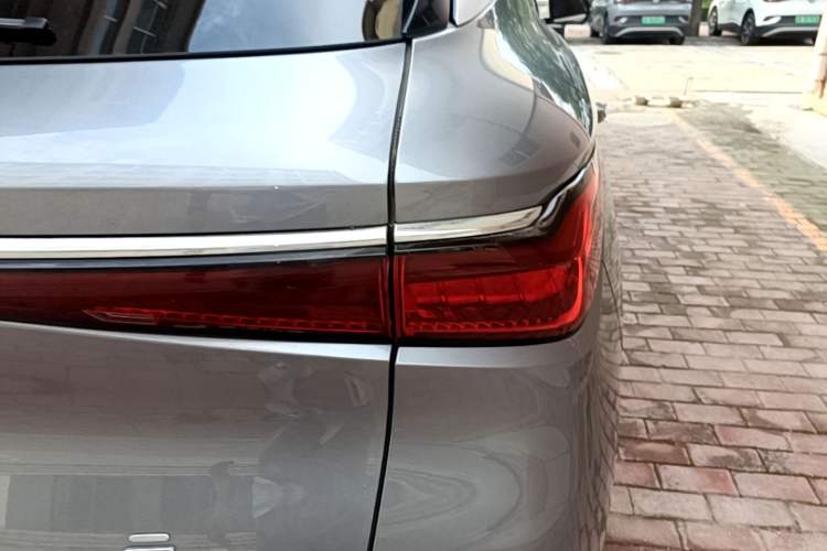 Used BYD Yuan PLUS 2024 Honor Edition 510KM Excellence Model Exterior 3
