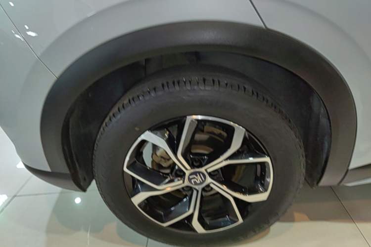 Used BYD Yuan PLUS 2024 Honor Edition 510KM Leading Model Exterior 5