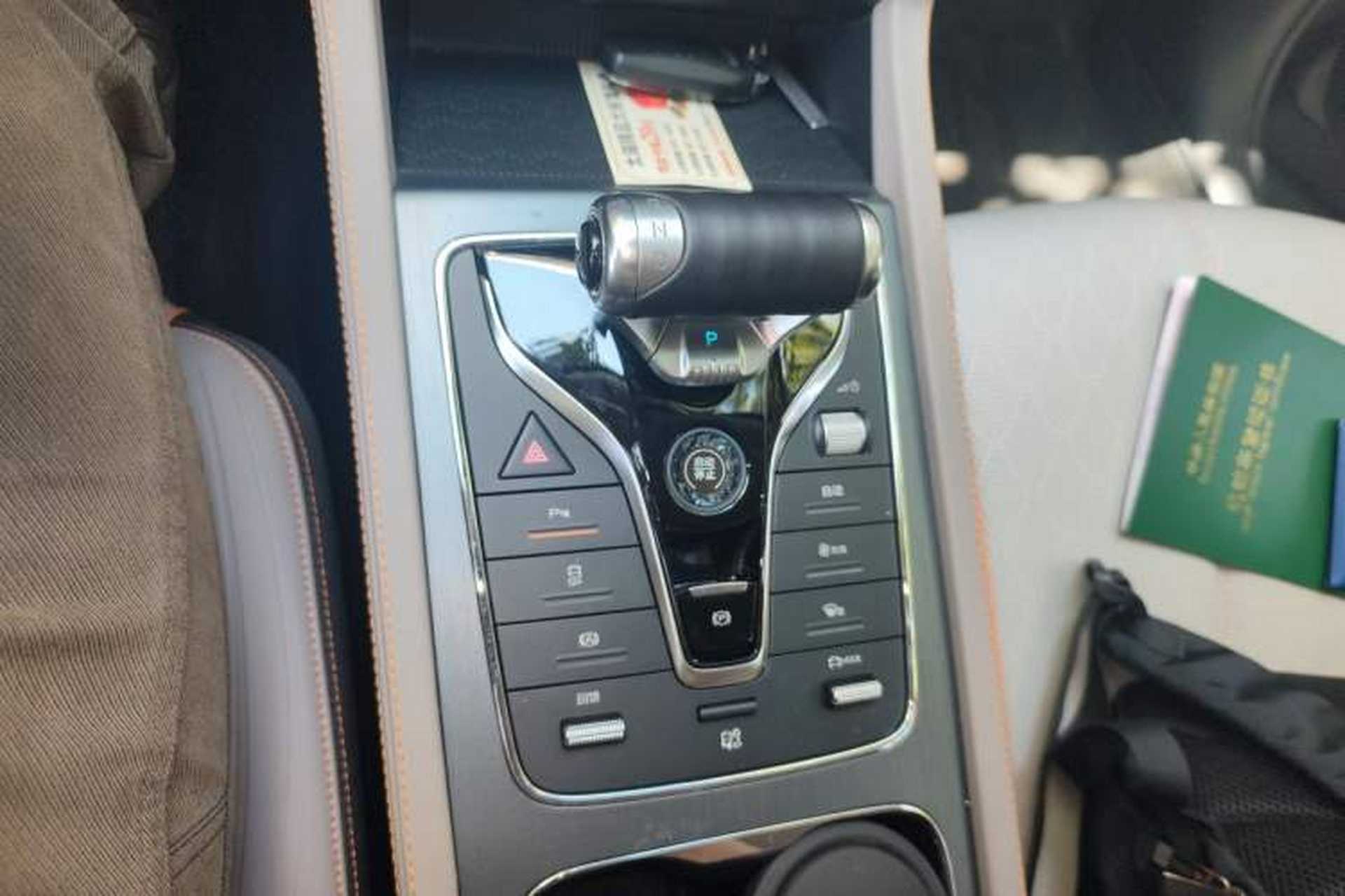 Used BYD Yuan PLUS 2024 Honor Edition 510KM Leading Model Gear Lever
