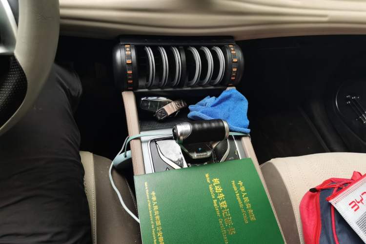 Used BYD Yuan PLUS 2024 Honor Edition 510KM Leading Model Gear Lever
