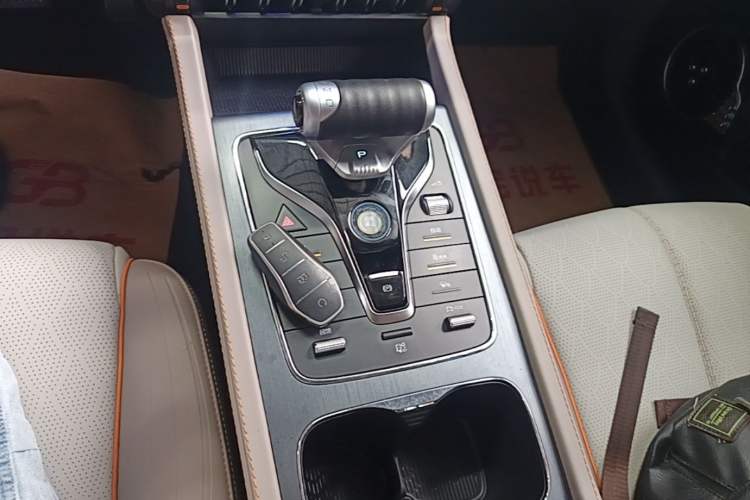 Used BYD Yuan PLUS 2024 Honor Edition 510KM Leading Model Gear Lever