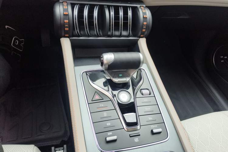 Used BYD Yuan PLUS 2024 Honor Edition 430KM Beyond Model Gear Lever