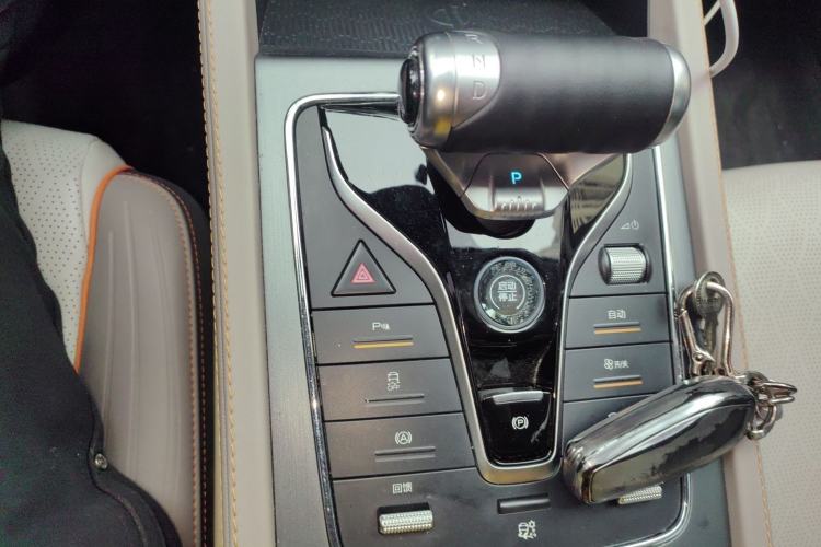 Used BYD Yuan PLUS 2024 Honor Edition 430KM Leading Model Gear Lever