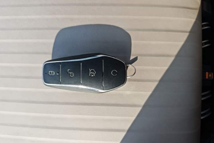 Used BYD Yuan PLUS 2024 Honor Edition 510KM Leading Model Interior 1