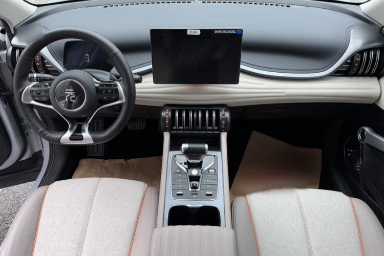 Used BYD Yuan PLUS 2024 Honor Edition 510KM Leading Model Interior 1