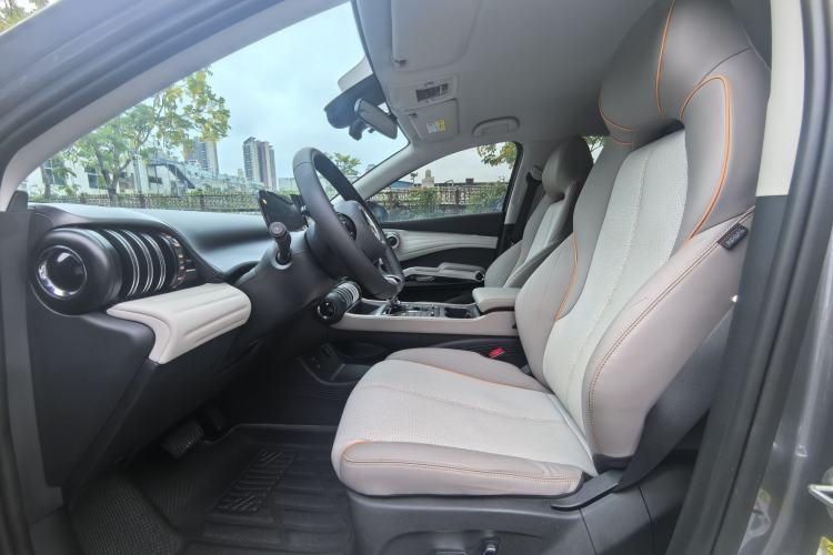 Used BYD Yuan PLUS 2024 Honor Edition 510KM Leading Model Interior 1