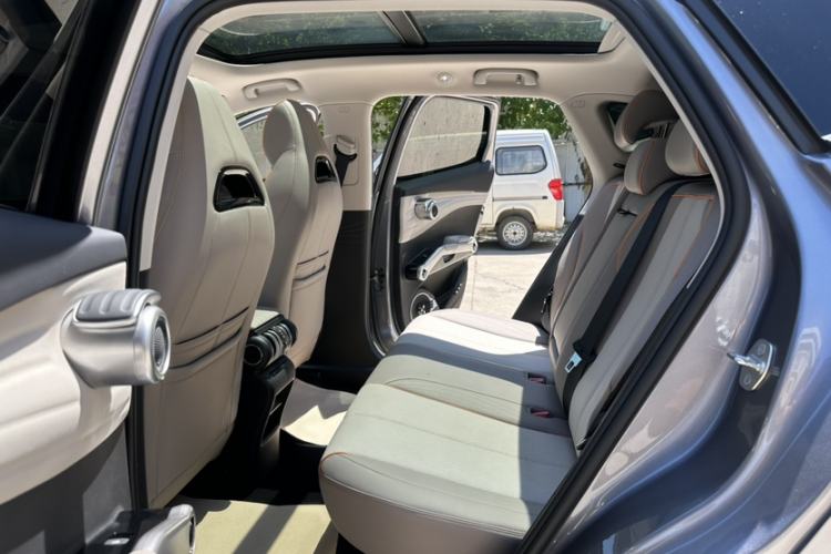 Used BYD Yuan PLUS 2024 Honor Edition 430KM Beyond Model Interior 10