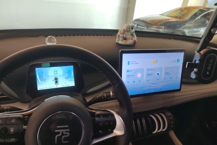 Used BYD Yuan PLUS 2024 Honor Edition 510KM Beyond Model Interior 2