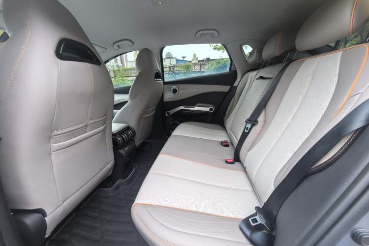 Used BYD Yuan PLUS 2024 Honor Edition 510KM Leading Model Interior 2