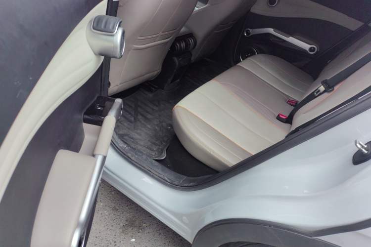 Used BYD Yuan PLUS 2024 Honor Edition 430KM Leading Model Interior 4