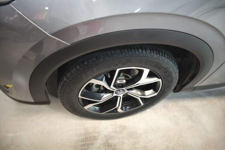 Used BYD Yuan PLUS 2024 Honor Edition 510KM Leading Model Left Front Wheel Hub