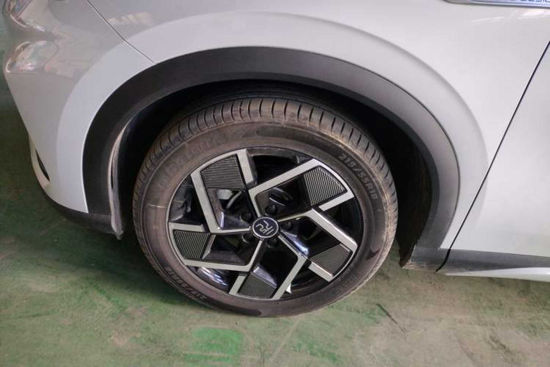 Used BYD Yuan PLUS 2024 Honor Edition 510KM Beyond Model Left Front Wheel Hub