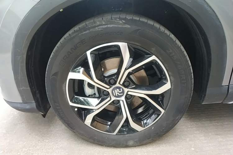 Used BYD Yuan PLUS 2024 Honor Edition 430KM Leading Model Left Front Wheel Hub