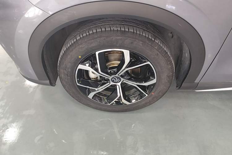 Used BYD Yuan PLUS 2024 Honor Edition 510KM Leading Model Left Front Wheel Hub