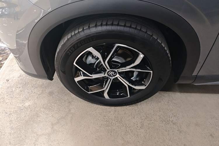 Used BYD Yuan PLUS 2024 Honor Edition 510KM Leading Model Left Front Wheel Hub