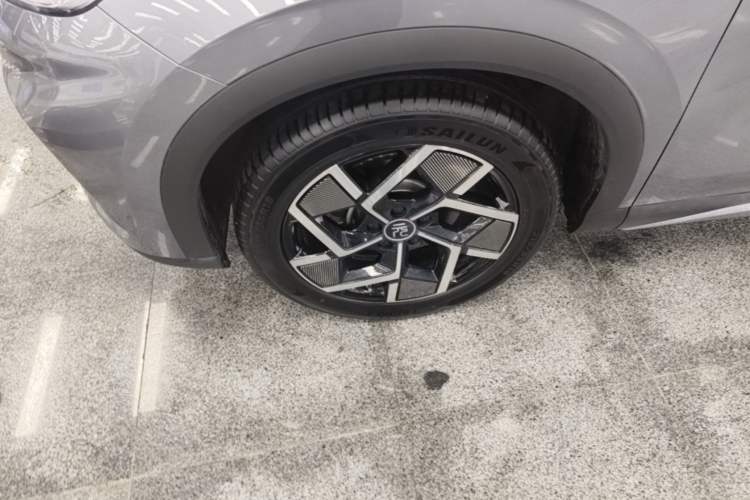 Used BYD Yuan PLUS 2024 Honor Edition 510KM Beyond Model Left Front Wheel Hub