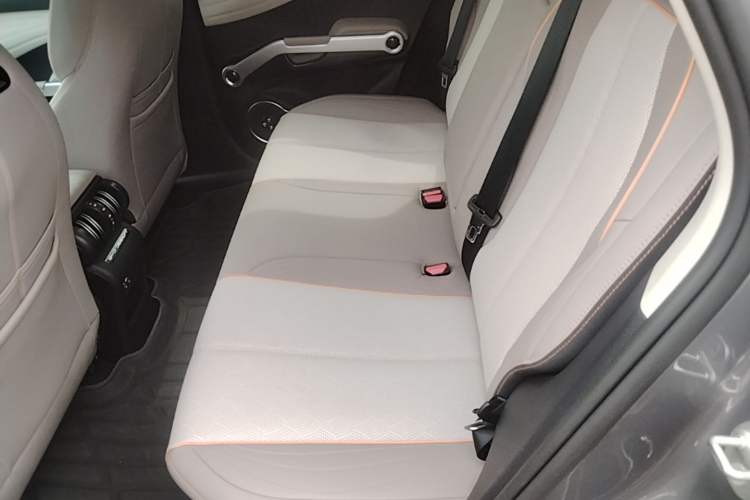 Used BYD Yuan PLUS 2024 Honor Edition 510KM Excellence Model Left Rear Seat