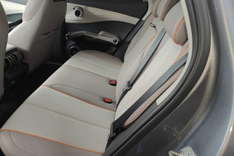 Used BYD Yuan PLUS 2024 Honor Edition 510KM Beyond Model Left Rear Seat