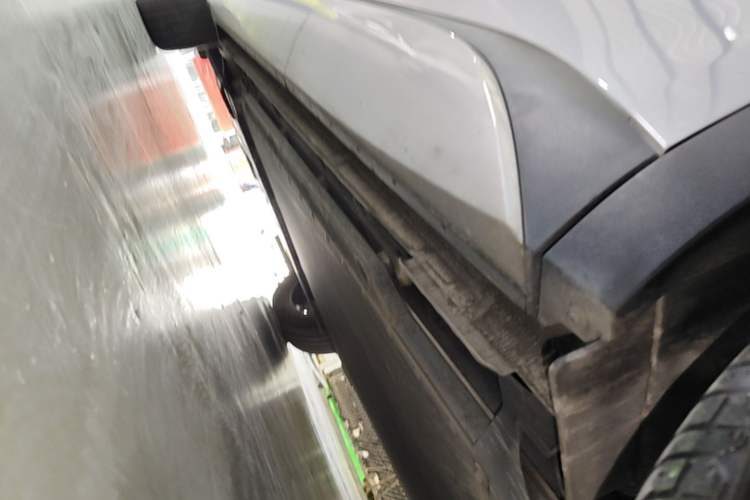 Used BYD Yuan PLUS 2024 Honor Edition 430KM Beyond Model Left Side Sill