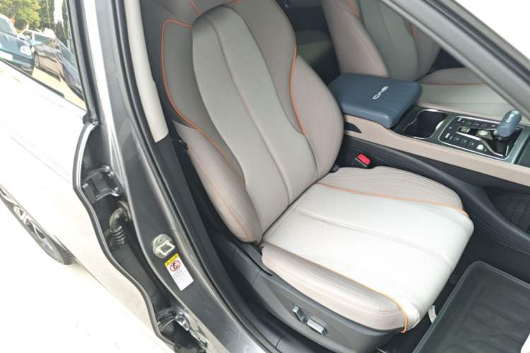 Used BYD Yuan PLUS 2024 Honor Edition 430KM Beyond Model Right Front Seat