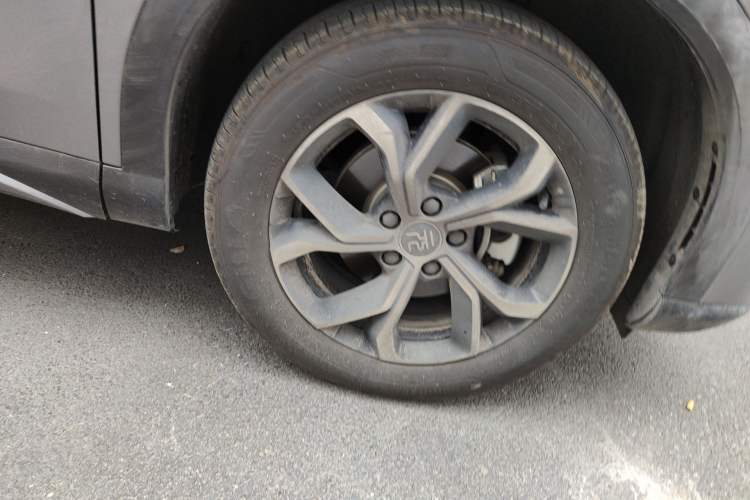 Used BYD Yuan PLUS 2024 Honor Edition 510KM Leading Model Right Front Wheel Hub