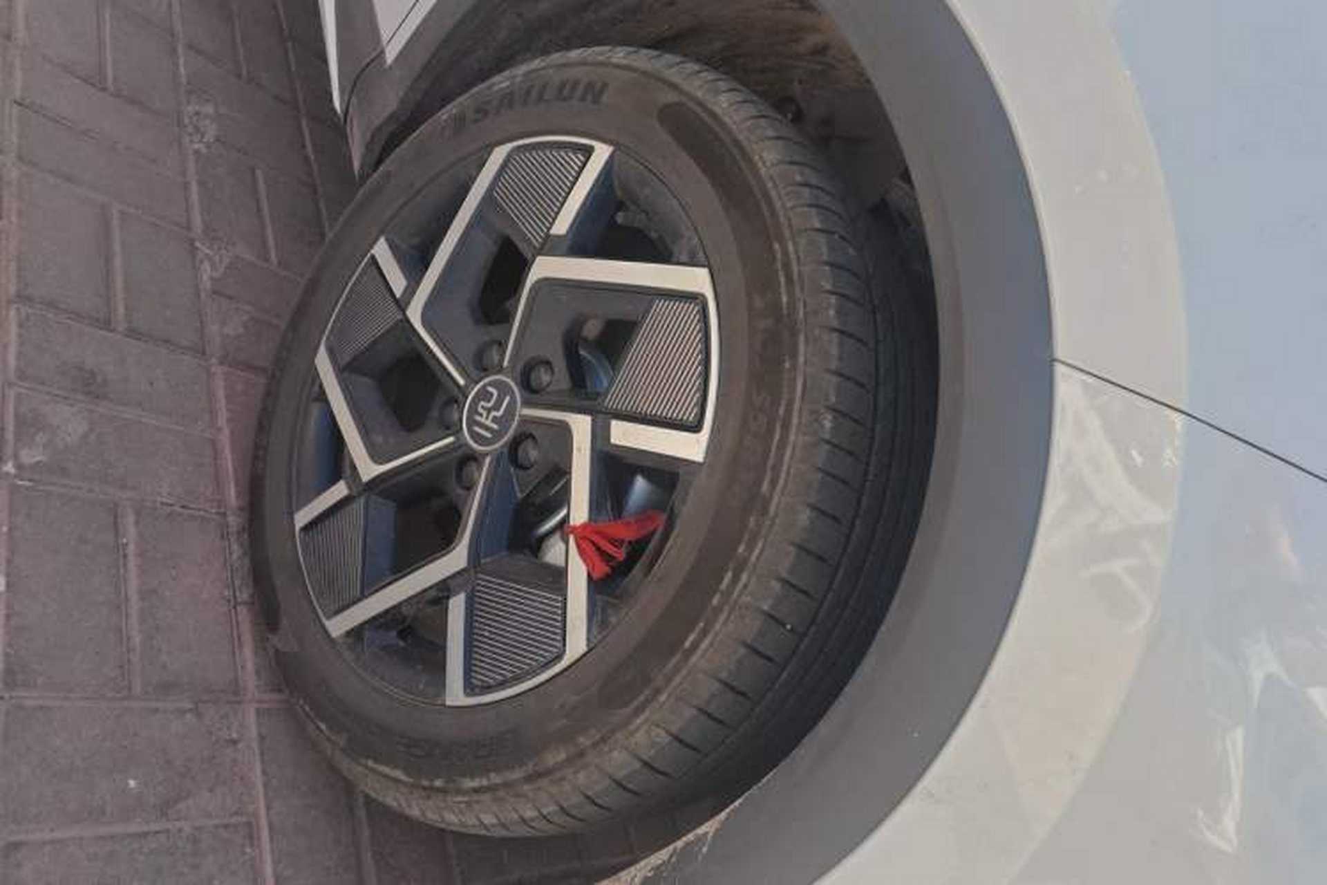 Used BYD Yuan PLUS 2024 Honor Edition 510KM Beyond Model Right Front Wheel Hub