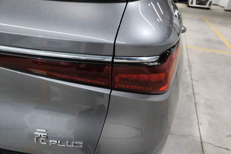 Used BYD Yuan PLUS 2024 Honor Edition 430KM Beyond Model Right Rear Taillight