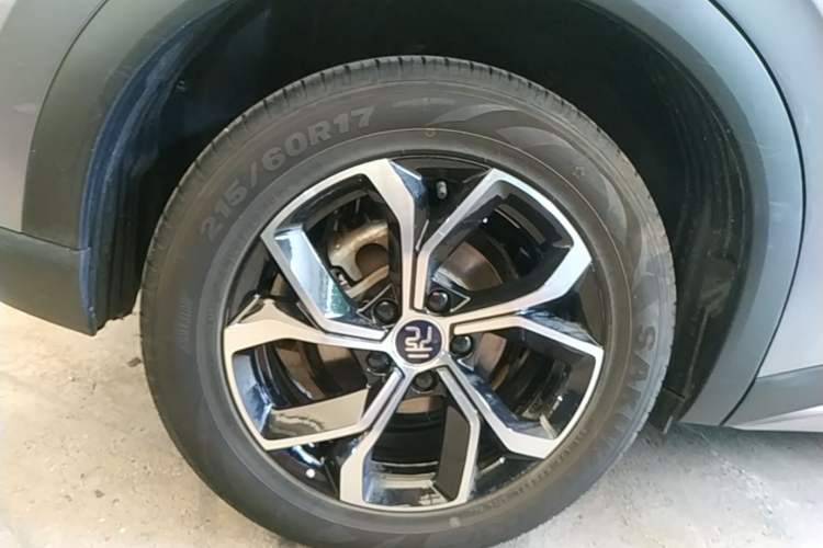 Used BYD Yuan PLUS 2024 Honor Edition 430KM Leading Model Right Rear Wheel Hub
