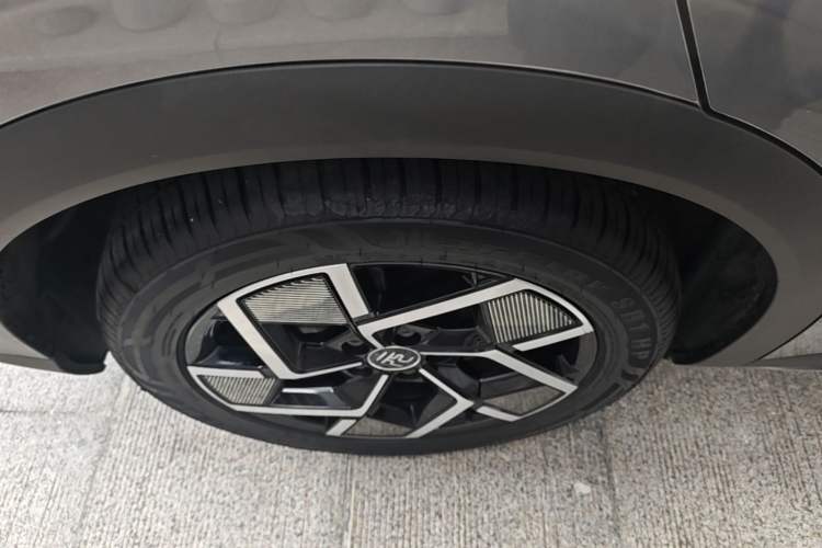 Used BYD Yuan PLUS 2024 Honor Edition 510KM Beyond Model Right Rear Wheel Hub