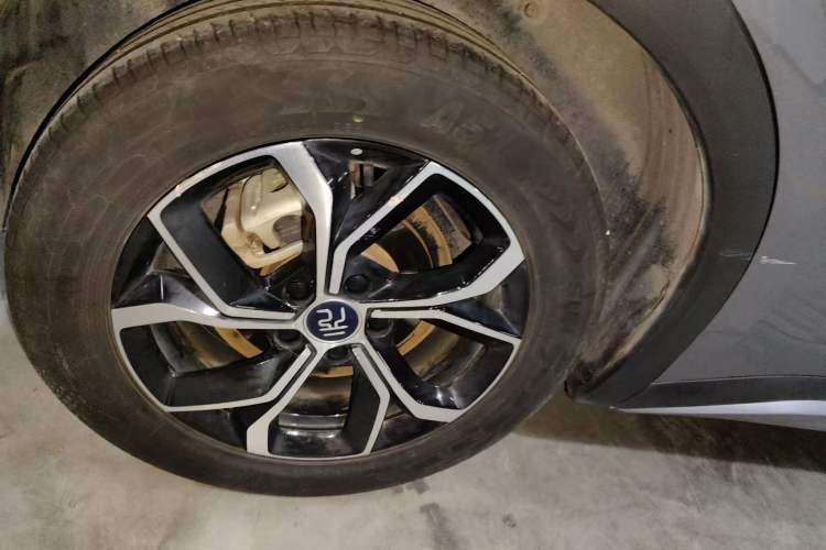 Used BYD Yuan PLUS 2024 Honor Edition 430KM Beyond Model Right Rear Wheel Hub