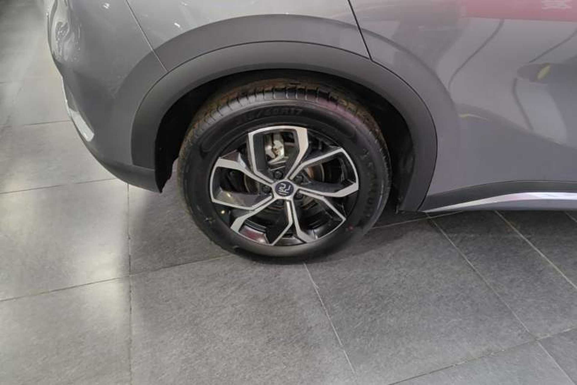 Used BYD Yuan PLUS 2024 Honor Edition 510KM Leading Model Right Rear Wheel Hub