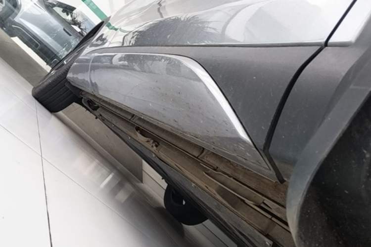 Used BYD Yuan PLUS 2024 Honor Edition 510KM Beyond Model Right Side Sill