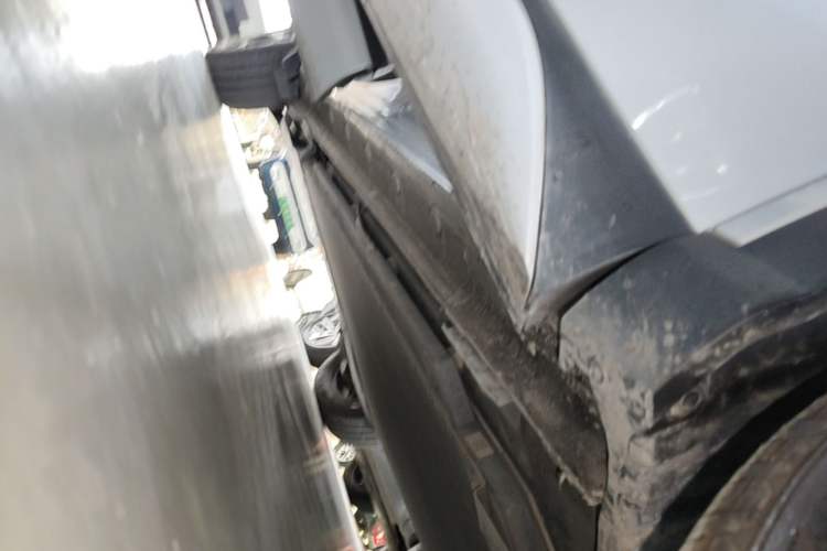 Used BYD Yuan PLUS 2024 Honor Edition 430KM Beyond Model Right Side Sill