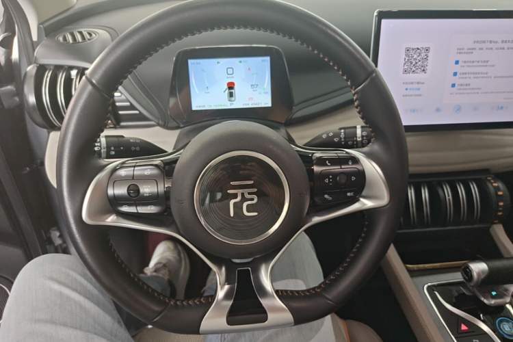 Used BYD Yuan PLUS 2024 Honor Edition 510KM Beyond Model Steering Wheel