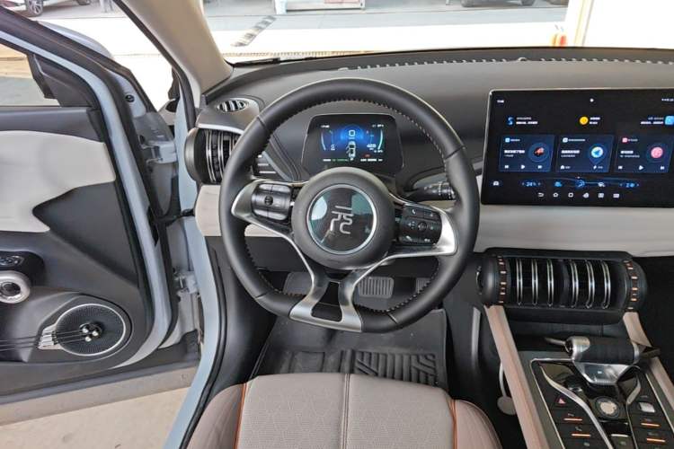 Used BYD Yuan PLUS 2024 Honor Edition 510KM Beyond Model Steering Wheel