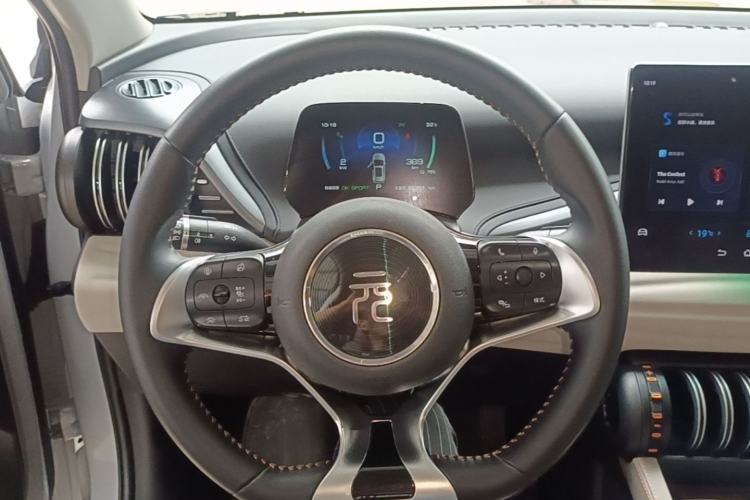 Used BYD Yuan PLUS 2024 Honor Edition 510KM Beyond Model Steering Wheel