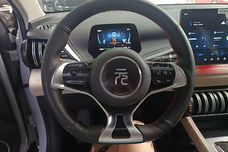 Used BYD Yuan PLUS 2024 Honor Edition 510KM Leading Model Steering Wheel