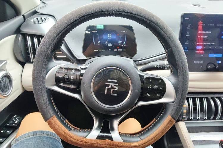 Used BYD Yuan PLUS 2024 Honor Edition 510KM Beyond Model Steering Wheel