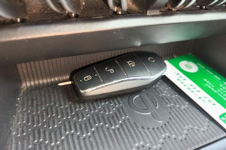 Used BYD Yuan PLUS 2024 Honor Edition 430KM Leading Model Vehicle Key