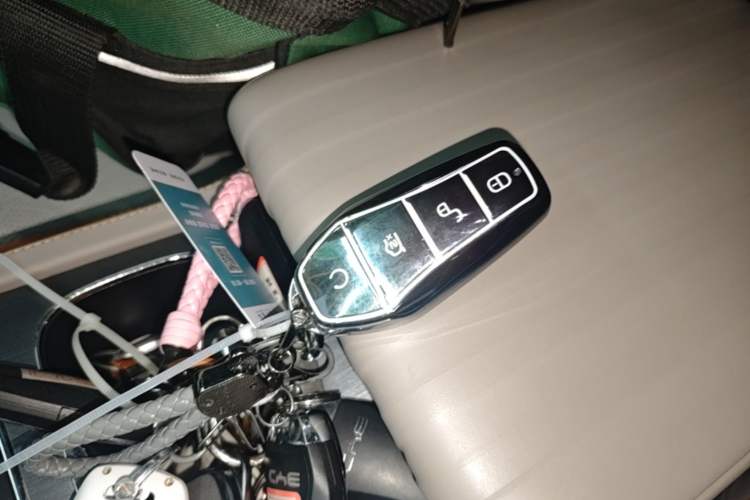 Used BYD Yuan PLUS 2024 Honor Edition 510KM Leading Model Vehicle Key