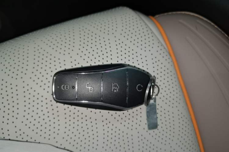 Used BYD Yuan PLUS 2024 Honor Edition 510KM Beyond Model Vehicle Key