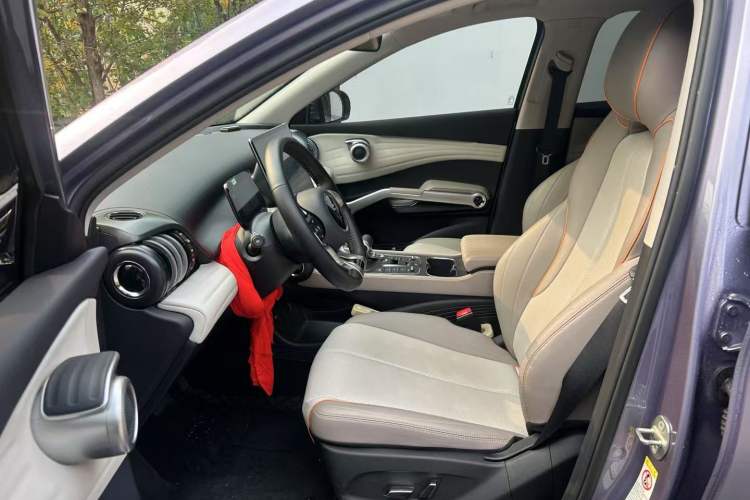 Used BYD Yuan PLUS 2024 Honor Edition 510KM Excellence Model Left Front Seat