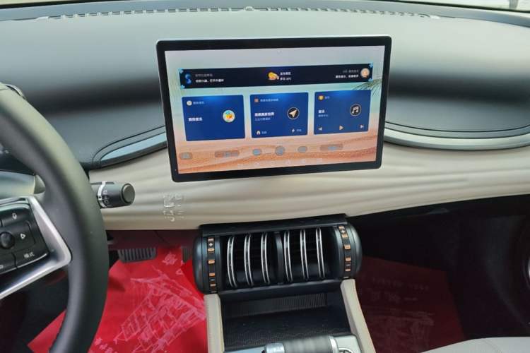 Used BYD Yuan PLUS 2024 Honor Edition 510KM Beyond Model Audio And AC Panel