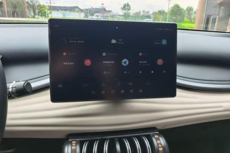 Used BYD Yuan PLUS 2024 Honor Edition 430KM Leading Model Audio And AC Panel